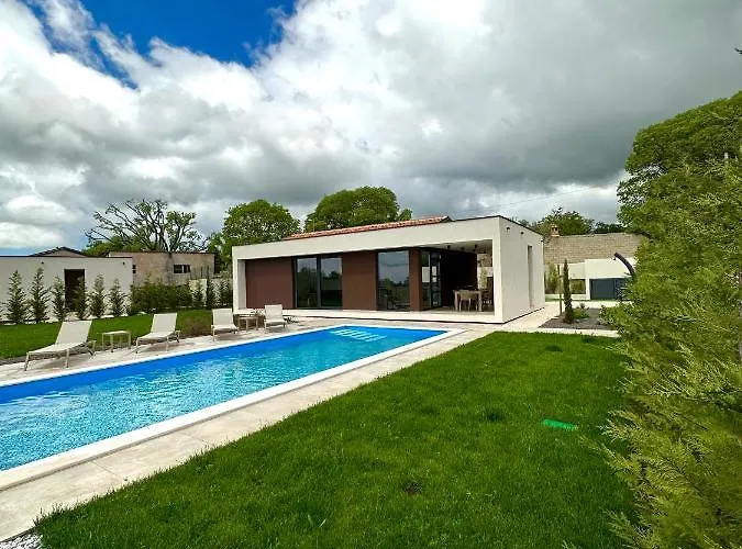 Villa Moderna San Lorenzo