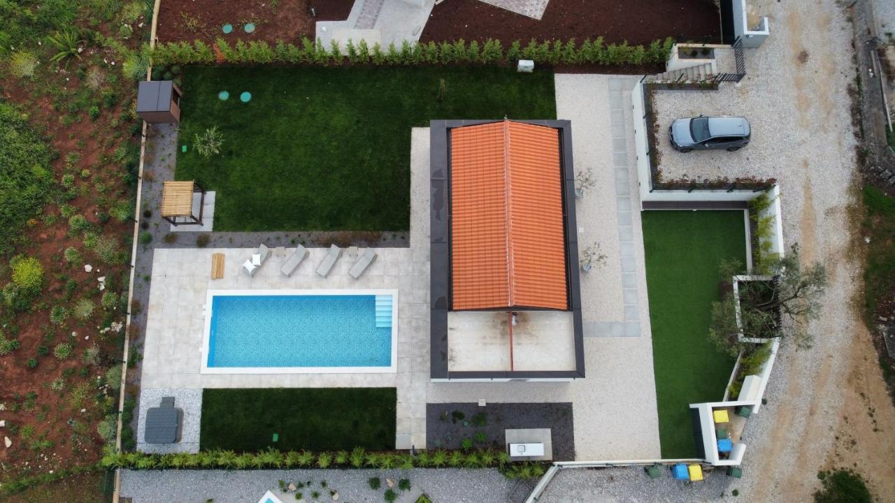 Vila Moderna San Lorenzo *